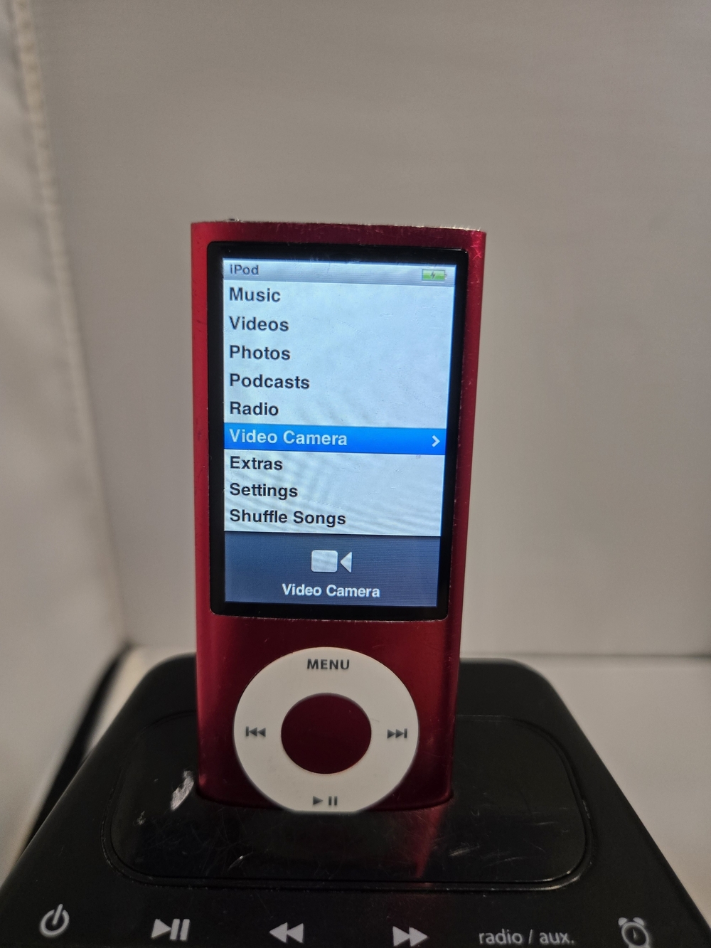 Apple iPod nano (Pink) with IHOME Portable Clock Radio Dock (EDIT) - Picture 14 of 17